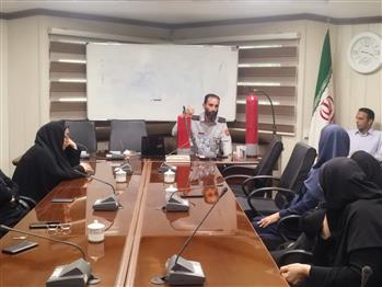 برگزاری دوره آموزشی آشنایی با اطفاء حریق و راه‌های پیشگیری