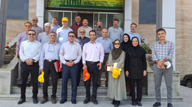 بازدید رئیس مؤسسه تحقیقات برنج کشور از پروژه‌های تحقیقاتی معاونت مازندران