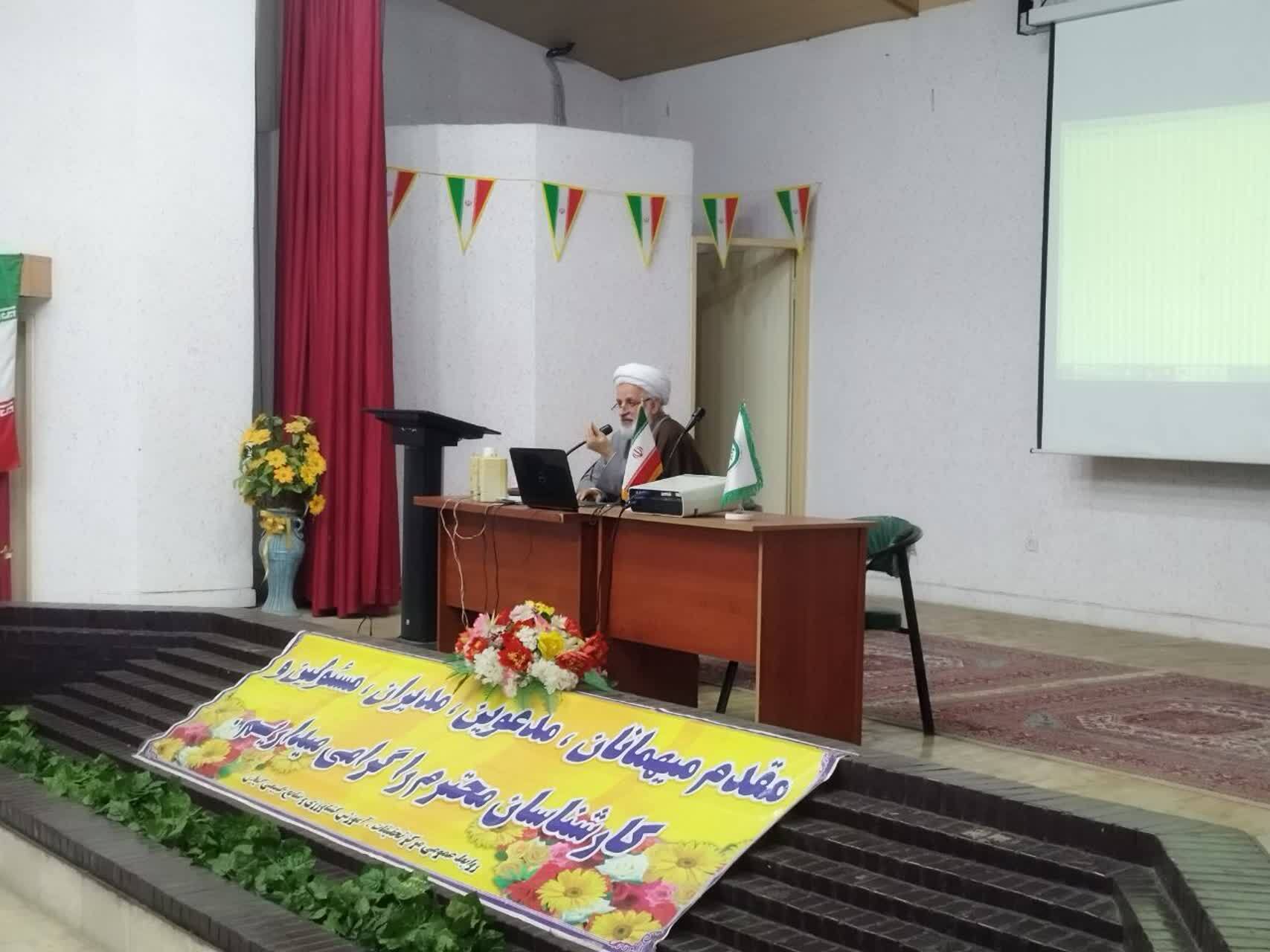 کارگاه آموزشی، آموزه‌های زیست‌محیطی در سیره معصومان برگزار شد